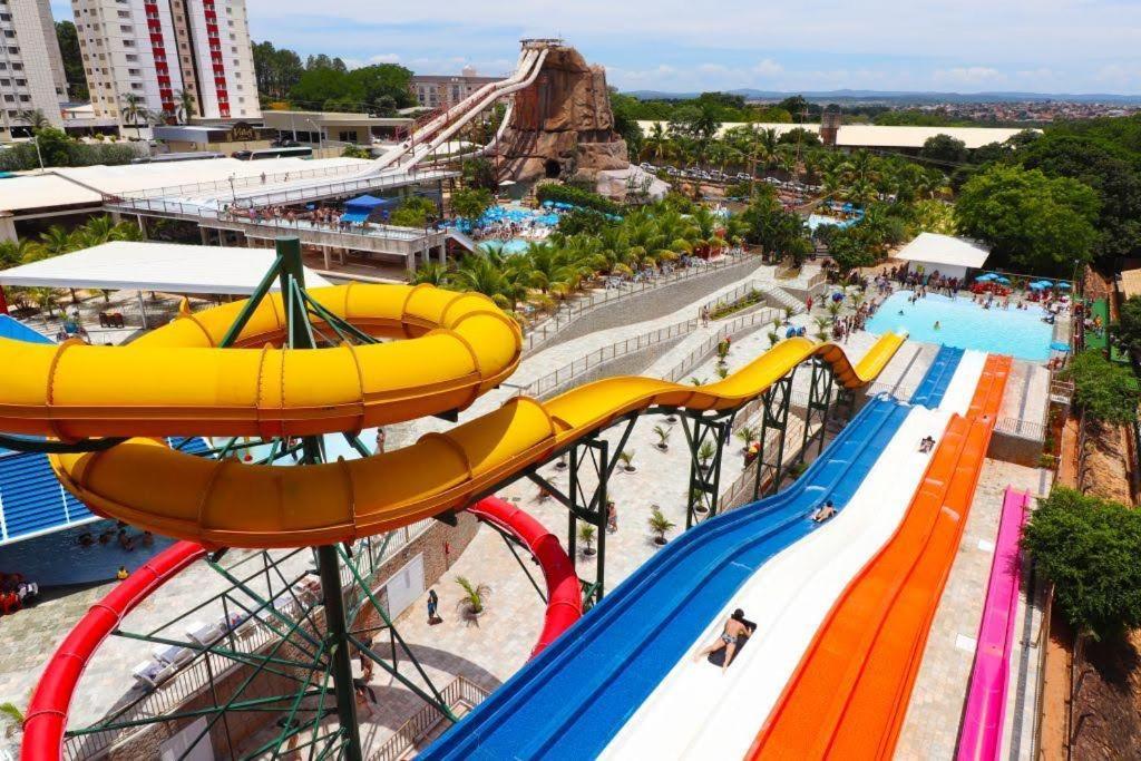 Piazza Diroma Acqua Park, Requinte E Diversao Caldas Novas Ngoại thất bức ảnh